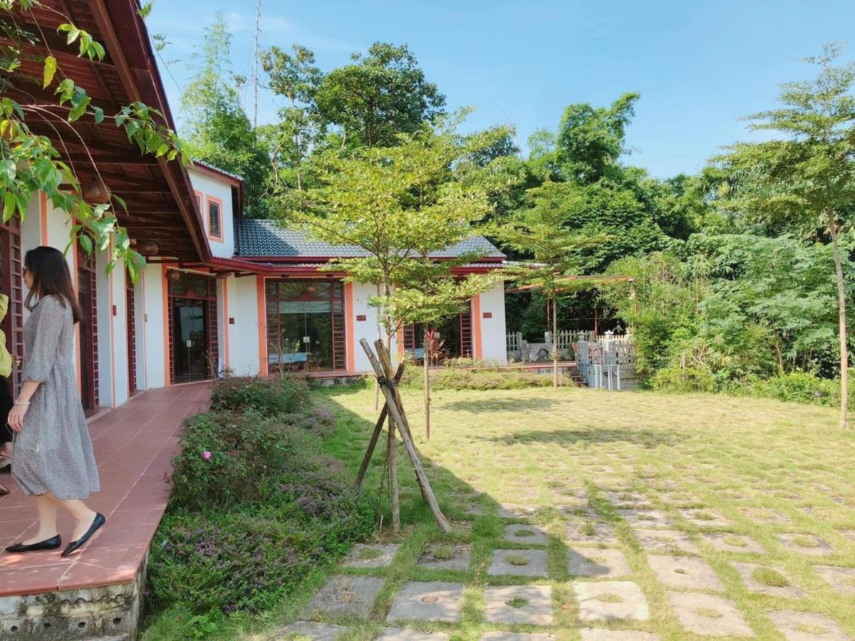 Furano Garden Home Hoa Binh - Venuestay Zewnętrze zdjęcie