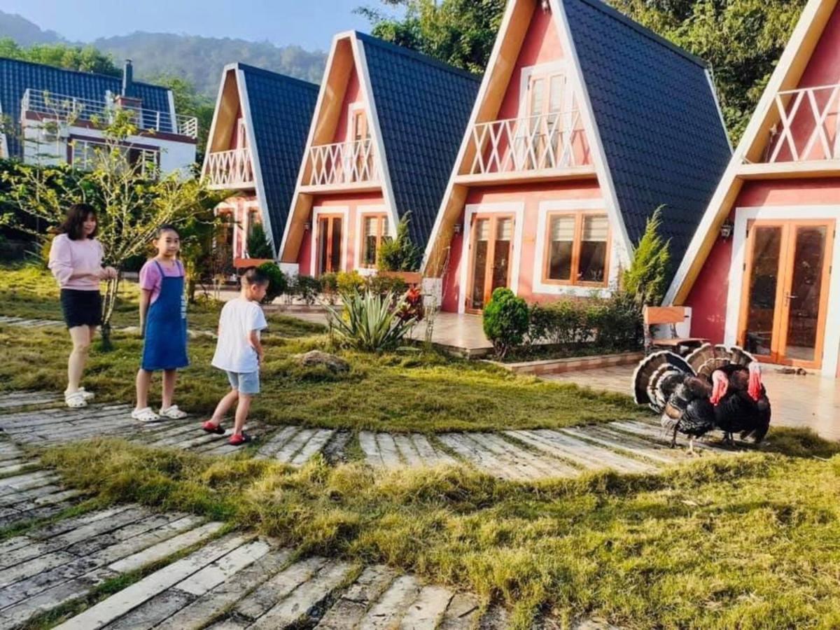Furano Garden Home Hoa Binh - Venuestay Zewnętrze zdjęcie
