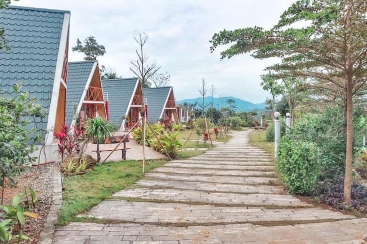 Furano Garden Home Hoa Binh - Venuestay Zewnętrze zdjęcie