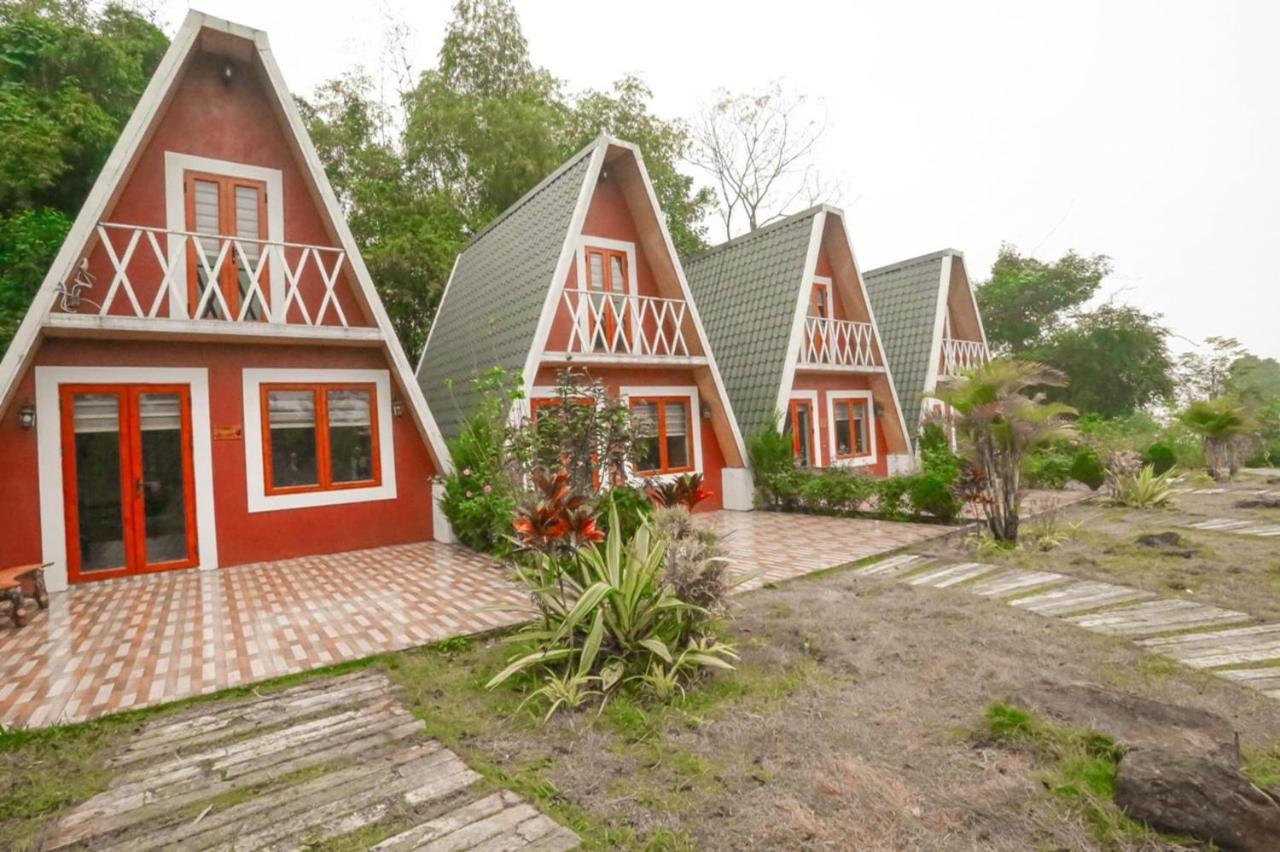 Furano Garden Home Hoa Binh - Venuestay Zewnętrze zdjęcie