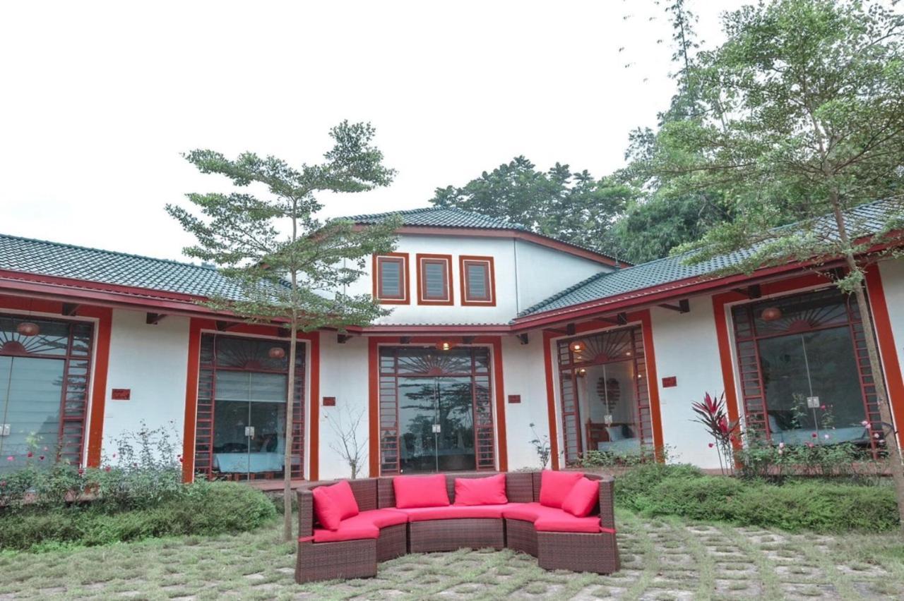Furano Garden Home Hoa Binh - Venuestay Zewnętrze zdjęcie