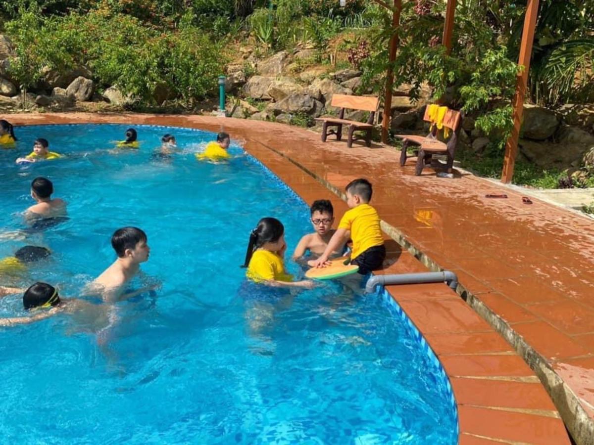 Furano Garden Home Hoa Binh - Venuestay Zewnętrze zdjęcie